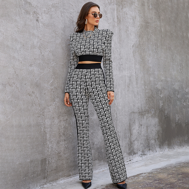 Women s Two Piece Pants Chic Geometric Jacquard Bandage Set Long Sleeves High Neck Shirt Top Waist Slim Flare Celebrity Fashion Sui 221119, Black
Women s Two Piece Pants Chic Geometric Jacquard Bandage Set Long Sleeves High Neck Shirt Top Waist Slim Flare Celebrity Fashion Sui 221119, Black