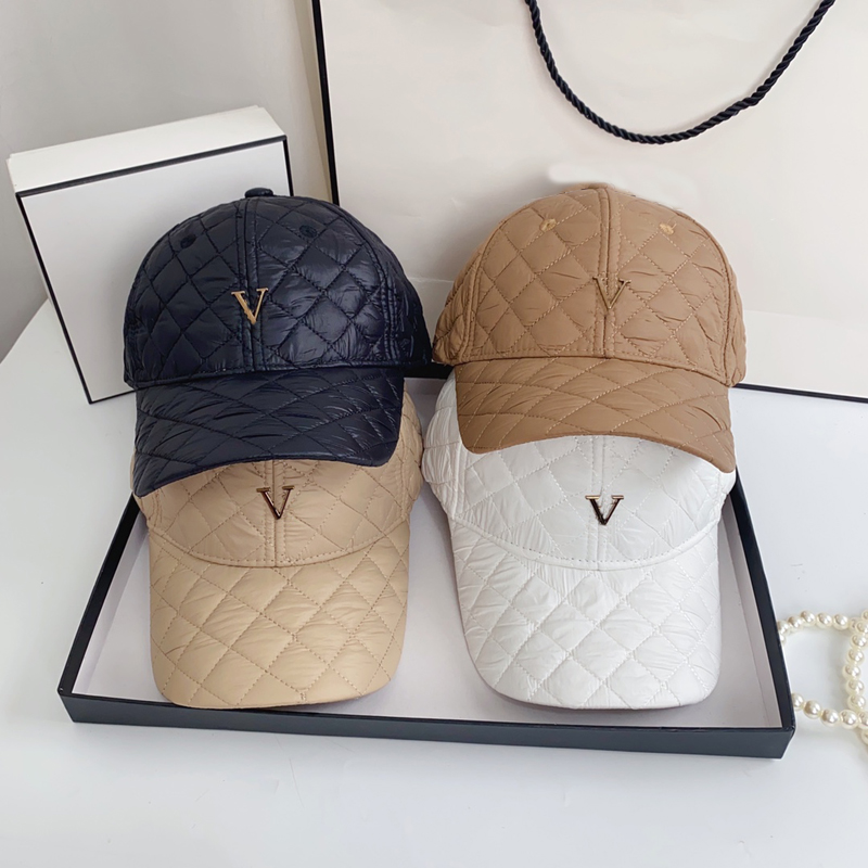 Basketball Cap Designer Hats For Men Womens Casquette Embroidery Fitted Hats V Furry Fashion Casual Designer Sun Hats Caps Cappello 2023, Black
Basketball Cap Designer Hats For Men Womens Casquette Embroidery Fitted Hats V Furry Fashion Casual Designer Sun Hats Caps Cappello 2023, Black