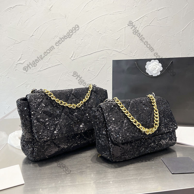 Ladies Luxury 19 Flap French Designer Bags Quilted Glitter Sequins Classic Handbags Gold Metal Hardware Portable Handle Totes Multi Pochette Sacoche Key Pouch 26cm, Blue
Ladies Luxury 19 Flap French Designer Bags Quilted Glitter Sequins Classic Handbags Gold Metal Hardware Portable Handle Totes Multi Pochette Sacoche Key Pouch 26cm, Blue