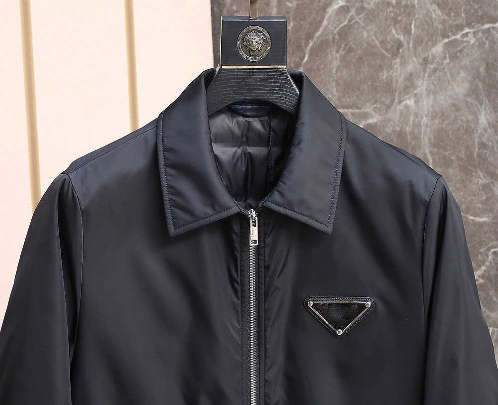 black puffer Mens jacket down parkas clothes padded quality coats outdoor keep warm outerwear cold protection badge decoration plus coat shoes designer bag dunks
black puffer Mens jacket down parkas clothes padded quality coats outdoor keep warm outerwear cold protection badge decoration plus coat shoes designer bag dunks