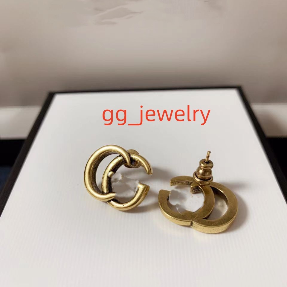 Women's Classic Stud Earrings Fashion Gold Earrings Double G Retro Hollow Letter Earrings Personality Party Jewelry Box