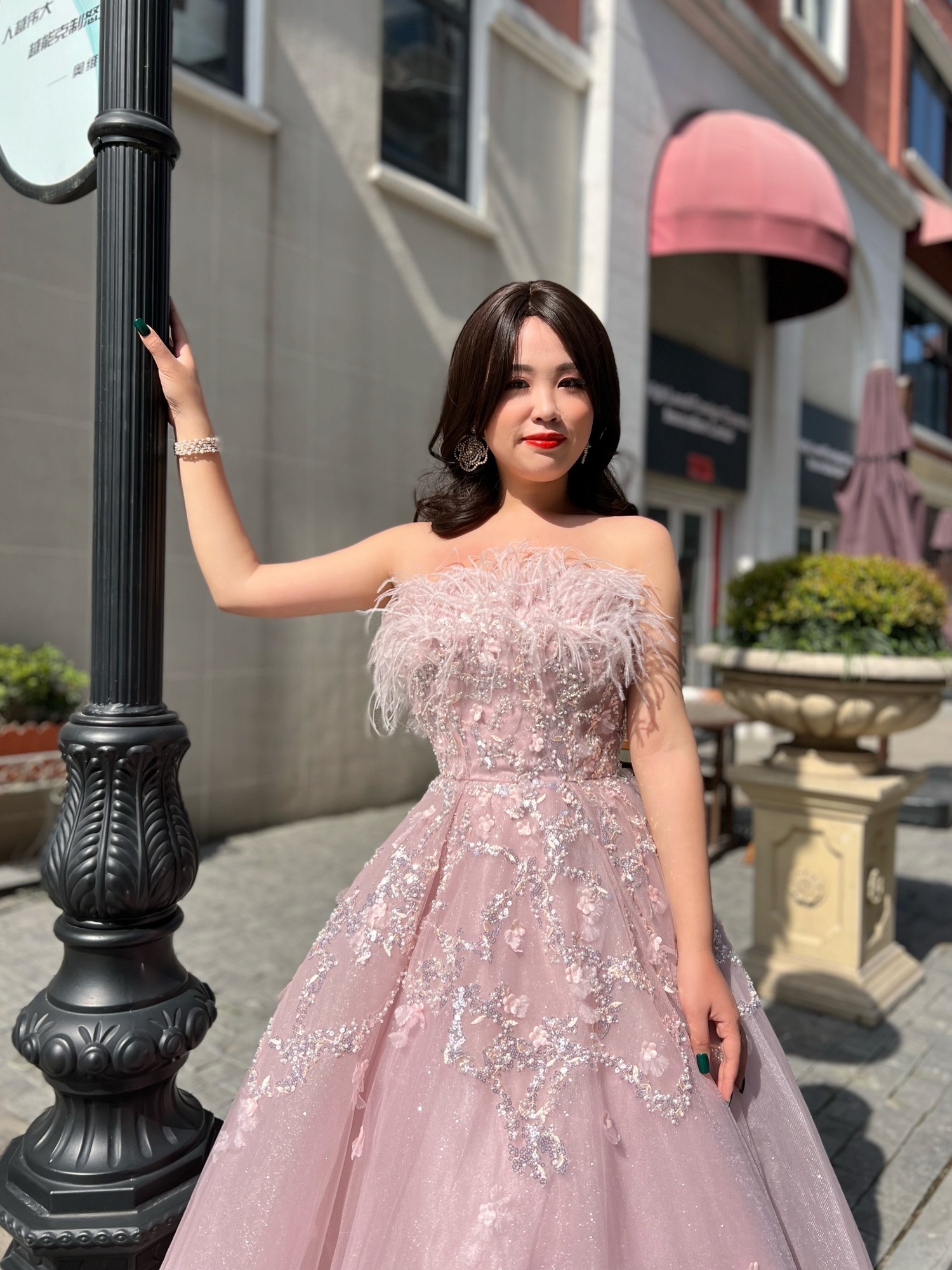 Party Dresses Pink Luxury Feathers Long Arabic Evening Gowns for Women Wedding Dubai Formal Prom Engagemant Dress 221119
Party Dresses Pink Luxury Feathers Long Arabic Evening Gowns for Women Wedding Dubai Formal Prom Engagemant Dress 221119
