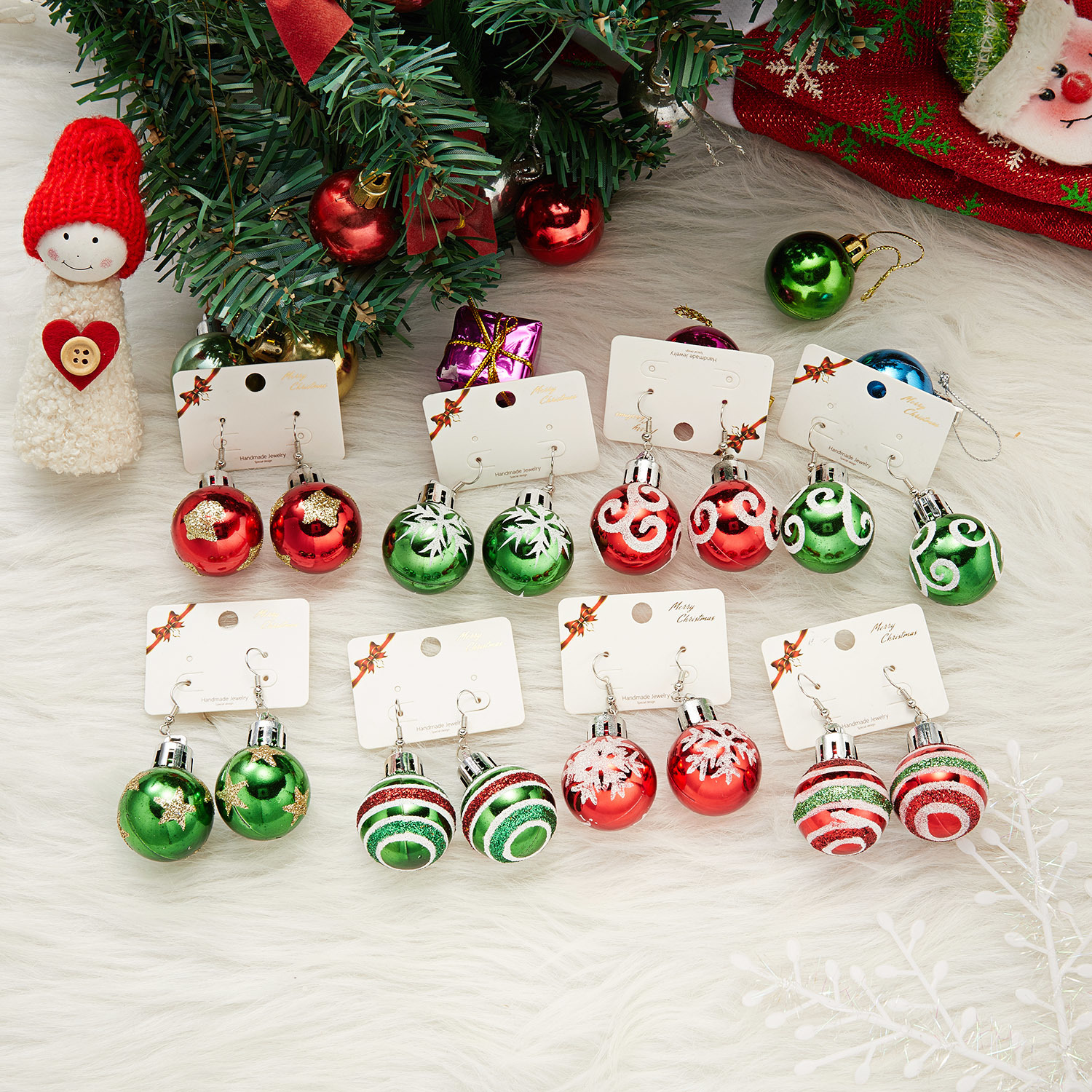 Charm Vintage Fashion Green Red Color Star Ball Christmas Earring Womens Resin Jewelry Days Families Gifts 221119
Charm Vintage Fashion Green Red Color Star Ball Christmas Earring Womens Resin Jewelry Days Families Gifts 221119
