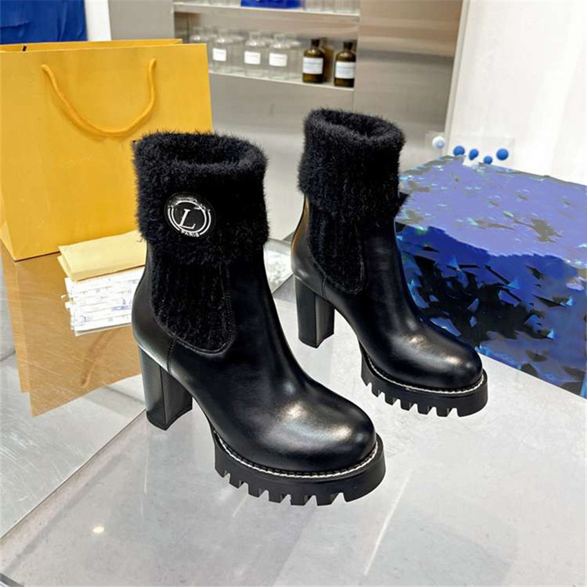 Fashion Designer Women Boots Louiseity High Heels Knight Martin Leather Wool Winter Warm Black Party Wedding Flat Shoe Viutonity 04-024
Fashion Designer Women Boots Louiseity High Heels Knight Martin Leather Wool Winter Warm Black Party Wedding Flat Shoe Viutonity 04-024
