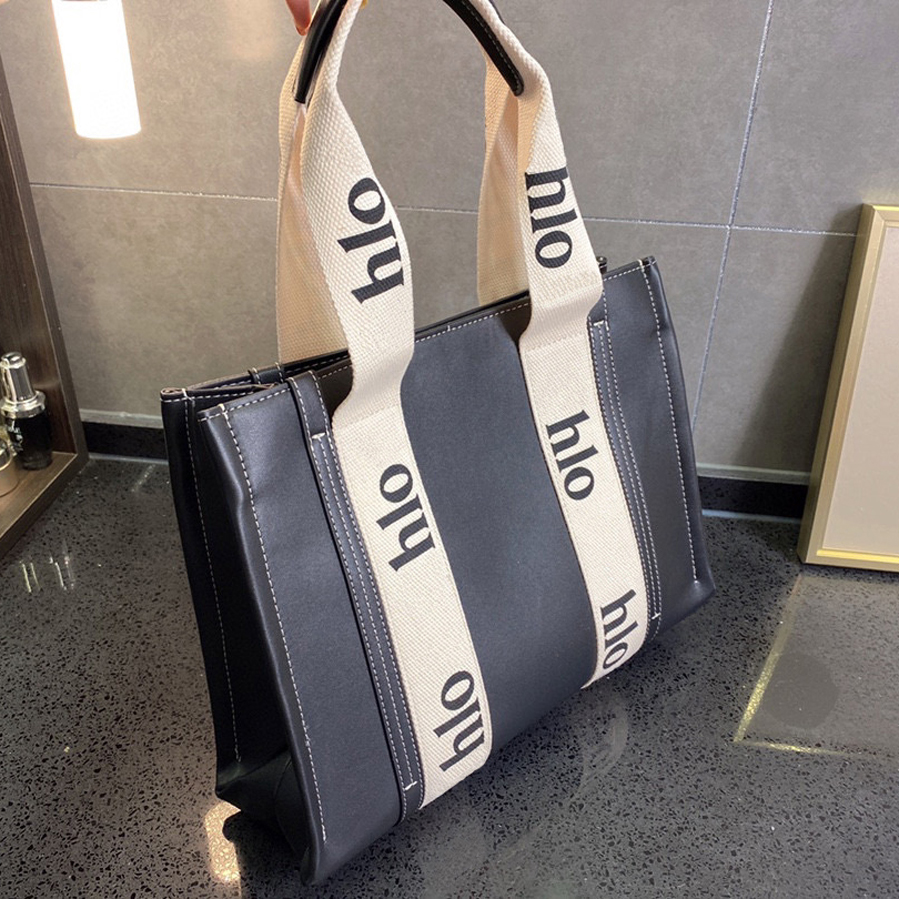 5A Designer Purse Luxury Bag Italy leather Brand Handbags Women Crossbody Bags Cosmetic Bag Tote Messager Purses by 1978 W215 001, #1
5A Designer Purse Luxury Bag Italy leather Brand Handbags Women Crossbody Bags Cosmetic Bag Tote Messager Purses by 1978 W215 001, #1