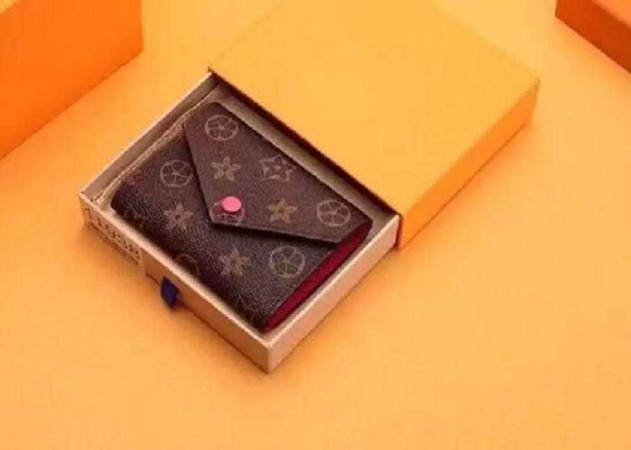 M41938 Classic Designer VICTORlNE Wallet Hasp Button Women Short Wallets Empreinte Luxury Fashion Mini Pouch Coin Purse Zippy Card Holder Bag Serial Number, 123
M41938 Classic Designer VICTORlNE Wallet Hasp Button Women Short Wallets Empreinte Luxury Fashion Mini Pouch Coin Purse Zippy Card Holder Bag Serial Number, 123