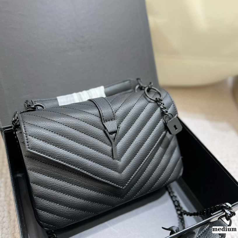 Classic V-shaped quilted bag leather College messenger crossbody shoulder bags Black hardware chain Medium handbag Womens fashion flap luxury designer handbags
Classic V-shaped quilted bag leather College messenger crossbody shoulder bags Black hardware chain Medium handbag Womens fashion flap luxury designer handbags