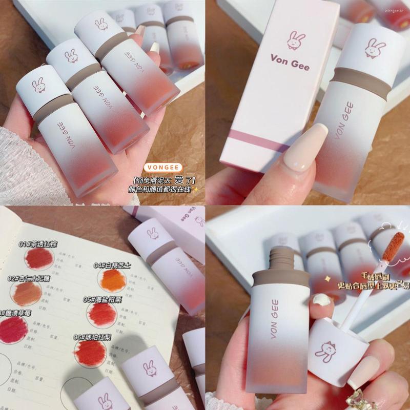 Lip Gloss VonGee Cute Glaze Matte Velvet Mud Lipstick Student Affordable Long-lasting Waterproof Cosmetics, 02
Lip Gloss VonGee Cute Glaze Matte Velvet Mud Lipstick Student Affordable Long-lasting Waterproof Cosmetics, 02