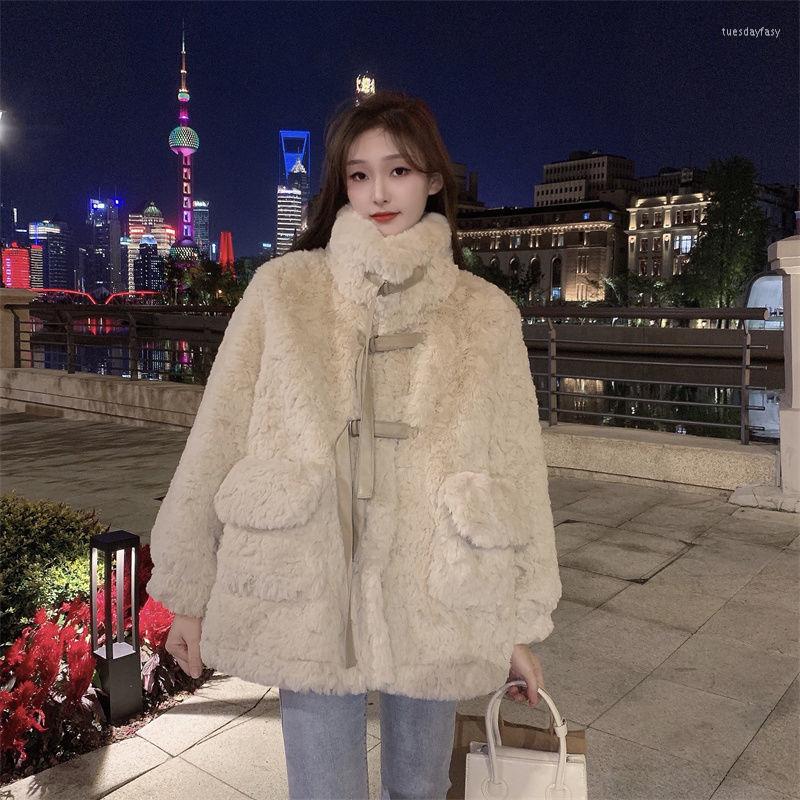 Women' Fur Women' Fashion Coat Autumn Winter Warm Faux Fleece Jacket Lamb Wool Thickened Female Chic Outwear Top Clothing, Same as picture
Women' Fur Women' Fashion Coat Autumn Winter Warm Faux Fleece Jacket Lamb Wool Thickened Female Chic Outwear Top Clothing, Same as picture