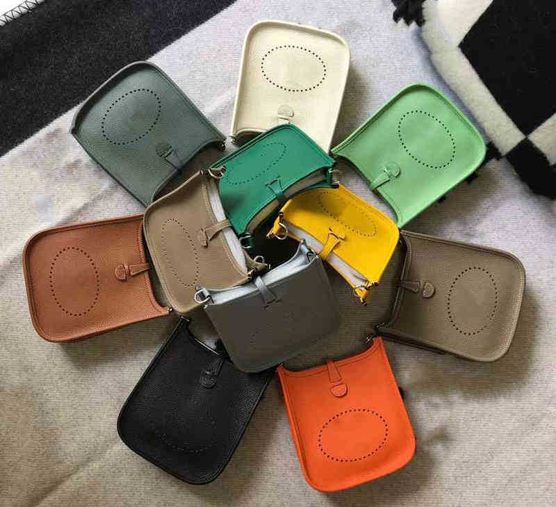 Handbag Crossbody Evelynes's Women Leather High End Women's Mini Bucket Punching Togo One Shoulder Cross Carry T7DJ, Orange mini 17cm
Handbag Crossbody Evelynes's Women Leather High End Women's Mini Bucket Punching Togo One Shoulder Cross Carry T7DJ, Orange mini 17cm