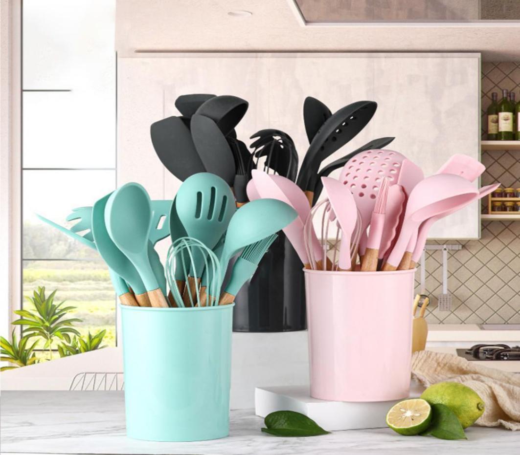 12PcsSet NonStick Silicone Spatula Shovel with Wooden Handle Cooking Utensils Beech Wood Silicone Nylon Kitchen Accessories Y042
12PcsSet NonStick Silicone Spatula Shovel with Wooden Handle Cooking Utensils Beech Wood Silicone Nylon Kitchen Accessories Y042