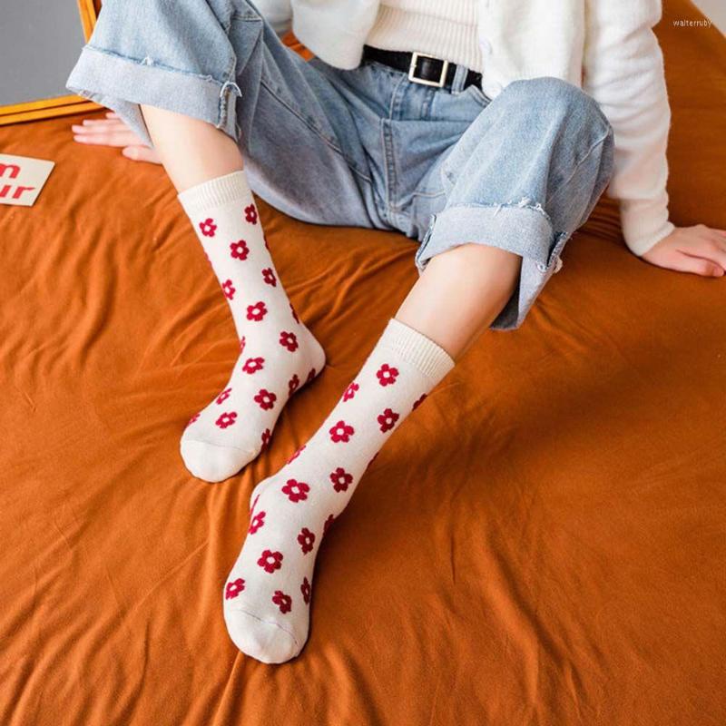 Women Socks Flower Pattern Cotton College Style Autumn Winter Female Hosiery Flowers Mid-tube Sock Korea, Grey
Women Socks Flower Pattern Cotton College Style Autumn Winter Female Hosiery Flowers Mid-tube Sock Korea, Grey