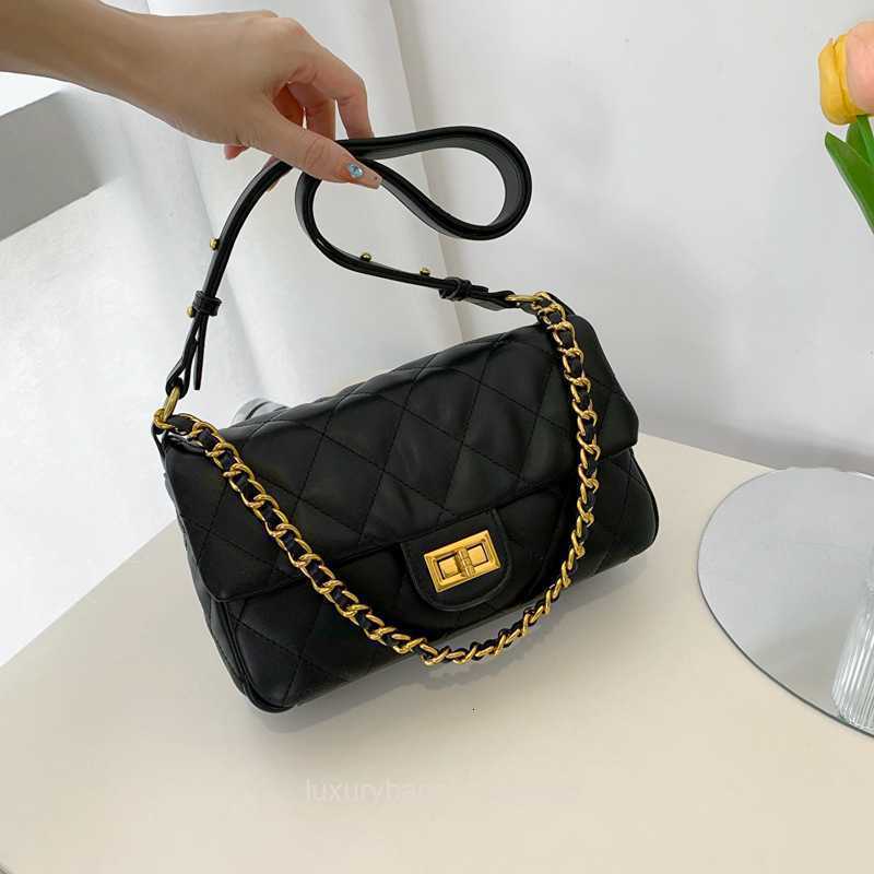 Store Clearance Wholesale Design Bags 95% Off Autumn and Winter Small Fragrant Plaid 2023 New High Quality Chain Embroidery Simple Versatile One Shoulder, Black
Store Clearance Wholesale Design Bags 95% Off Autumn and Winter Small Fragrant Plaid 2023 New High Quality Chain Embroidery Simple Versatile One Shoulder, Black