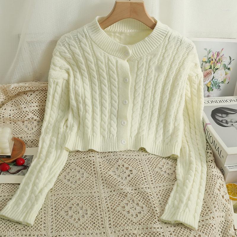 Women's Knits Knitting Causal Solid Color O-neck Long Sleeve Women Sweater 2022 Autumn Fashion Single Row Button Cardigan Top Coat Korean
Women's Knits Knitting Causal Solid Color O-neck Long Sleeve Women Sweater 2022 Autumn Fashion Single Row Button Cardigan Top Coat Korean