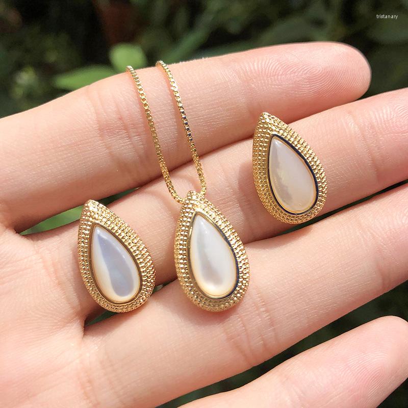 Necklace Earrings Set Vintage Natural Pearl Shell Gold Color Copper Water Drop Pendant Stud Earring Women Fashion Bridal Jewelry, Picture shown
Necklace Earrings Set Vintage Natural Pearl Shell Gold Color Copper Water Drop Pendant Stud Earring Women Fashion Bridal Jewelry, Picture shown