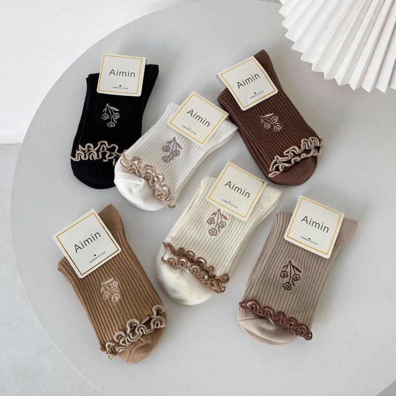 Women Socks Kawaii Autumn And Winter Style College Retro Wood Ear Lace Embroidery Pile Women'S Cotton, Khaki
Women Socks Kawaii Autumn And Winter Style College Retro Wood Ear Lace Embroidery Pile Women'S Cotton, Khaki