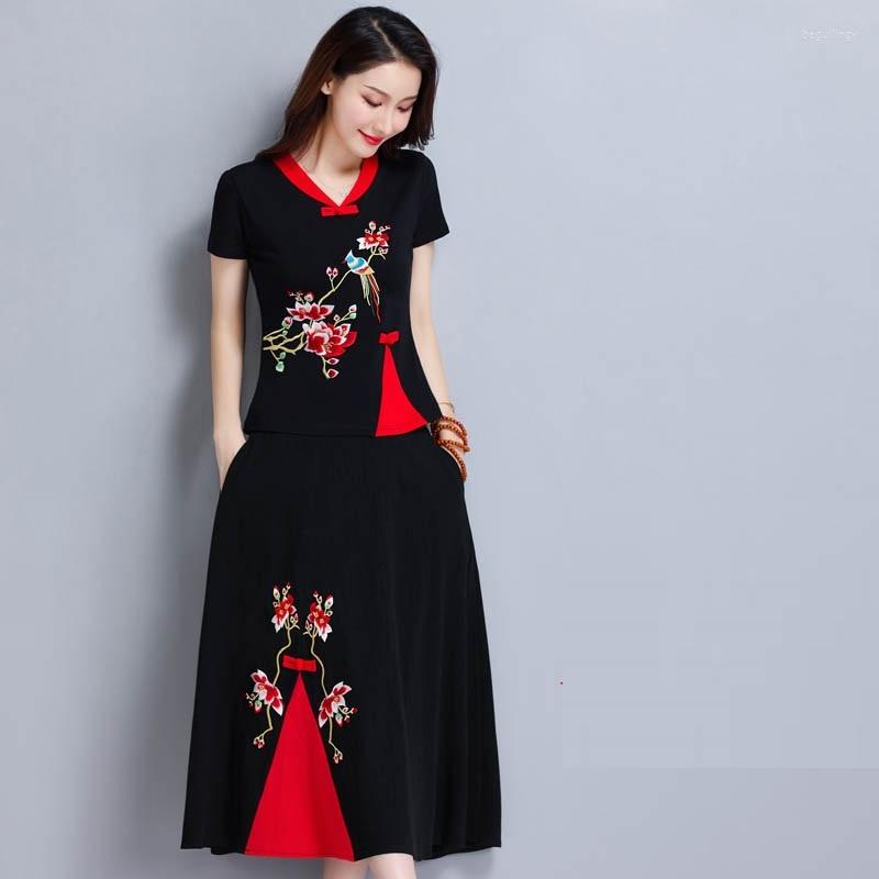 Ethnic Clothing Ladies Chinese Tops Summer T Shirt Women Cotton Linen Embroidery Traditional Blouse Oriental Style KK3940
Ethnic Clothing Ladies Chinese Tops Summer T Shirt Women Cotton Linen Embroidery Traditional Blouse Oriental Style KK3940