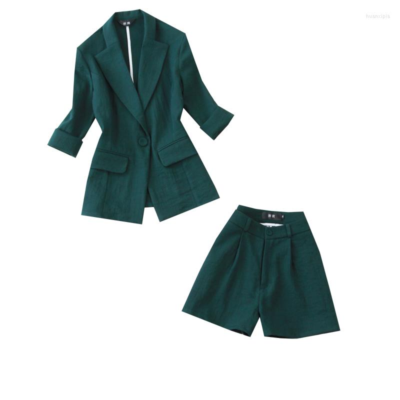Women' Tracksuits Women' Suit 2022 Spring And Summer Large Size Dark Green 7 Points Sleeve Small Wide Leg Shorts Thin Linen Two-piece
Women' Tracksuits Women' Suit 2022 Spring And Summer Large Size Dark Green 7 Points Sleeve Small Wide Leg Shorts Thin Linen Two-piece
