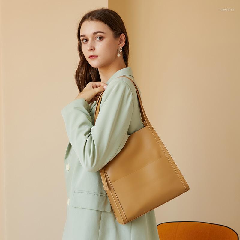 Evening Bags 2022 Women Bag Female Luxury Shoulder Lady Soft Cowhide Genuine Leather Niche Design Tote Bucket Handbag, Black
Evening Bags 2022 Women Bag Female Luxury Shoulder Lady Soft Cowhide Genuine Leather Niche Design Tote Bucket Handbag, Black