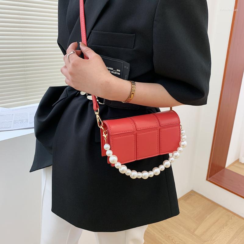 Evening Bags 2022 Women's Shoulder Bag High Quality Lattice Crossbody Designer Luxury Handbag Female Pearl Chain Messenger Purses, Black
Evening Bags 2022 Women's Shoulder Bag High Quality Lattice Crossbody Designer Luxury Handbag Female Pearl Chain Messenger Purses, Black