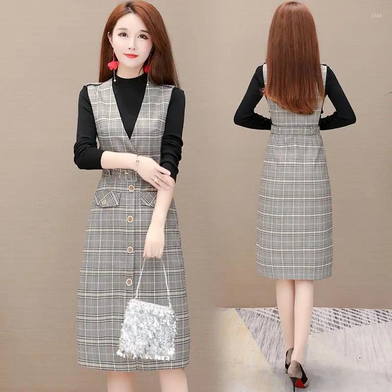 Casual Dresses Women's Dress Set Spring Autumn Knitting Tops Plaid Strap Two Piece Suit Ladies Elegant Suspenders Q123, Khaki
Casual Dresses Women's Dress Set Spring Autumn Knitting Tops Plaid Strap Two Piece Suit Ladies Elegant Suspenders Q123, Khaki
