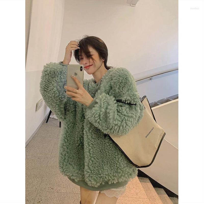 Women's Fur Winter Jackets Woman Solid O-neck Lamb Wool Coats Velvet Thick Loose Mid-length Women Clothes Fashion Oversize Tops, Green
Women's Fur Winter Jackets Woman Solid O-neck Lamb Wool Coats Velvet Thick Loose Mid-length Women Clothes Fashion Oversize Tops, Green