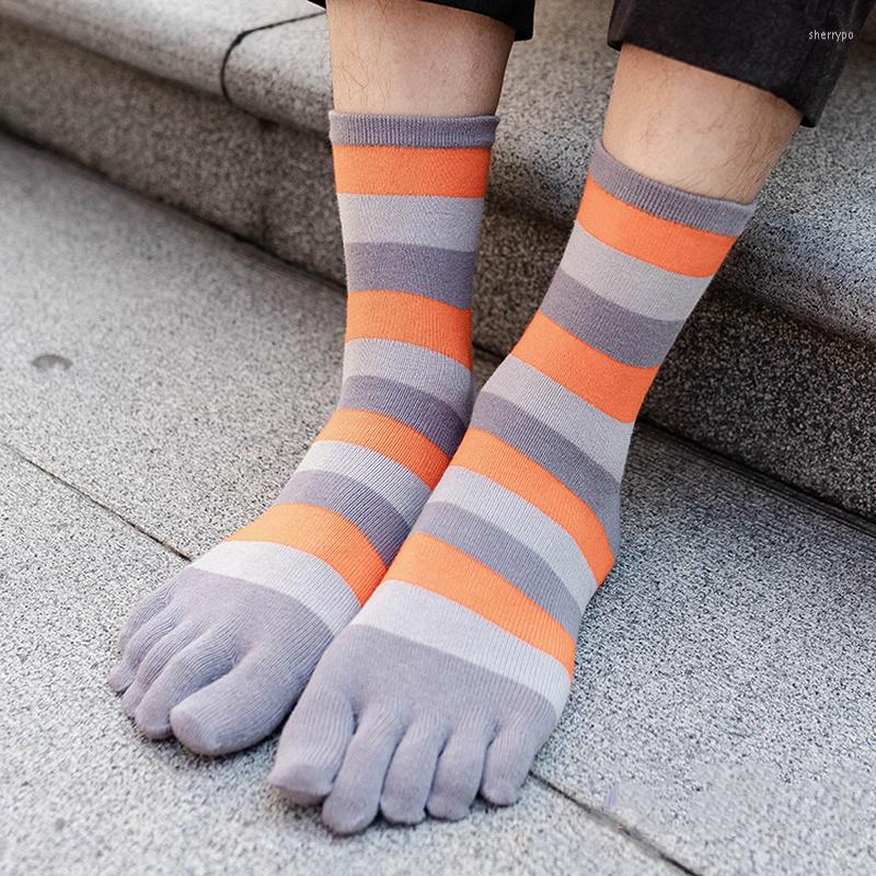 Men's Socks Men Color-blocking Pure Cotton Tube Five-finger Autumn Winter Thick Toe Deodorant Sweat-absorbent Split MKG022, Black white
Men's Socks Men Color-blocking Pure Cotton Tube Five-finger Autumn Winter Thick Toe Deodorant Sweat-absorbent Split MKG022, Black white