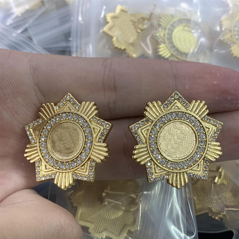 Fashion-Simple Hoop & Huggie Earrings Medusa head portrait Double Circles diamonds women Rivet Greece Meander Pattern ladies Designer J218g
Fashion-Simple Hoop & Huggie Earrings Medusa head portrait Double Circles diamonds women Rivet Greece Meander Pattern ladies Designer J218g