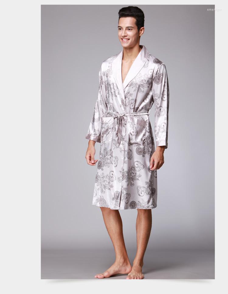 Men's Sleepwear Black Chinese Men's Kaftan Robes Traditional Male Dragon Nightwear Kimono With Bandage Wholesale, As picture show
Men's Sleepwear Black Chinese Men's Kaftan Robes Traditional Male Dragon Nightwear Kimono With Bandage Wholesale, As picture show