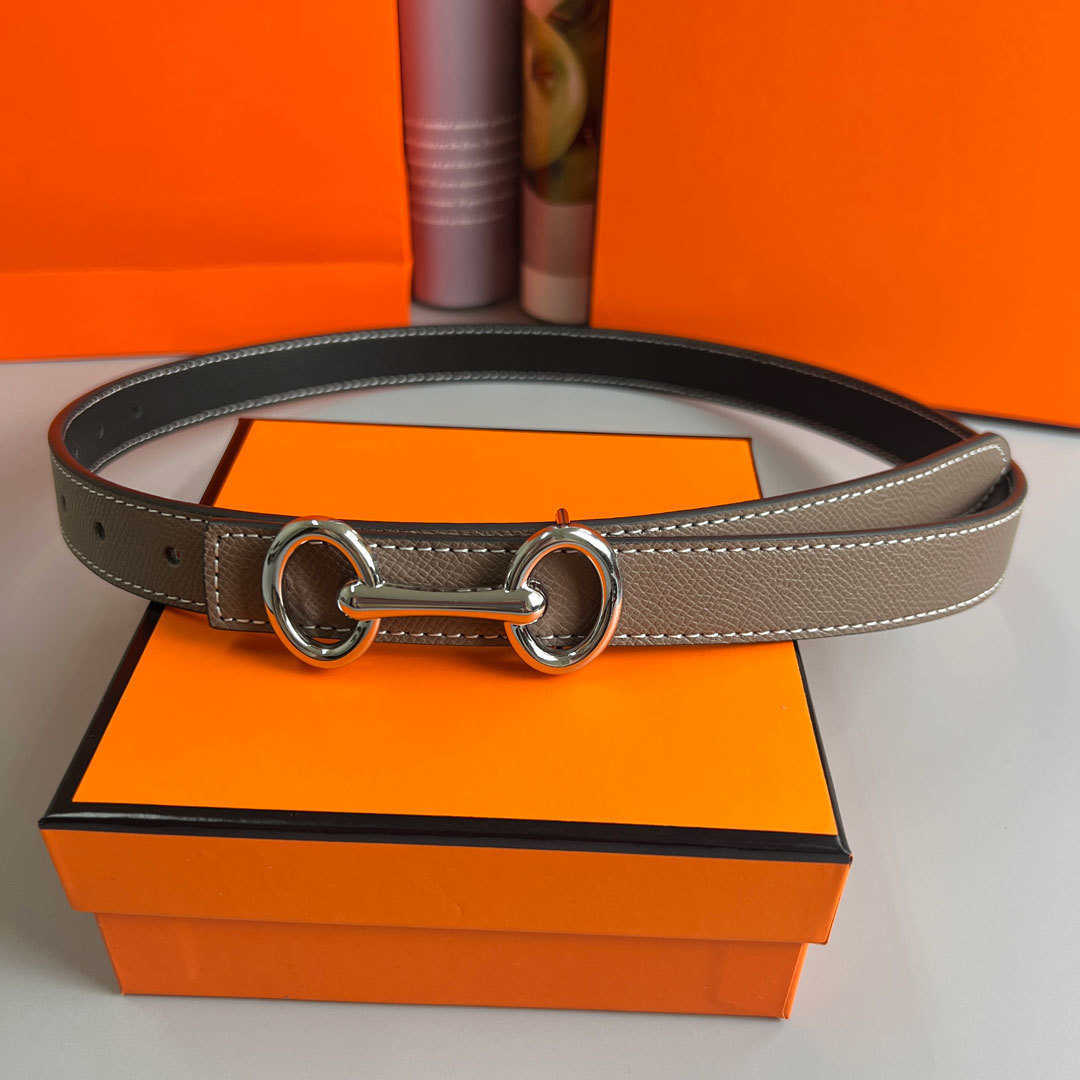 Women Belt Designer H Double Sided Belt Cowhide Ladies Fashion Versatile Jeans Dress Clothes Accessories Belt Width 2.3cm, As pic
Women Belt Designer H Double Sided Belt Cowhide Ladies Fashion Versatile Jeans Dress Clothes Accessories Belt Width 2.3cm, As pic