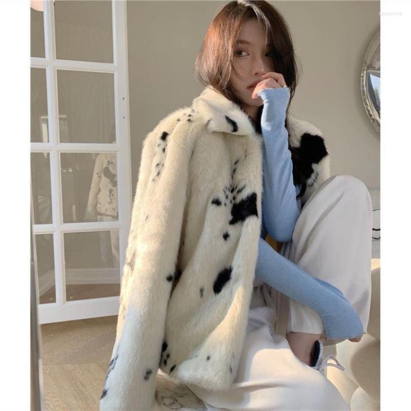Women' Fur Winter Women' Faux Coat Oversized Warm Coats Parkas Thickened Long Jacket Loose Fashion Mink, White
Women' Fur Winter Women' Faux Coat Oversized Warm Coats Parkas Thickened Long Jacket Loose Fashion Mink, White