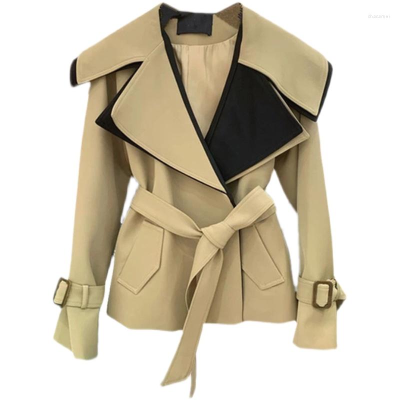 Women' Trench Coats Vintage Short Waist Coat Women' Clothing 2022 Spring Autumn Loose Stitching Belt Windbreaker D1462, Black
Women' Trench Coats Vintage Short Waist Coat Women' Clothing 2022 Spring Autumn Loose Stitching Belt Windbreaker D1462, Black