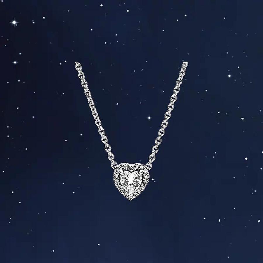 Fashion 925 Sterling Silver Heart Pendant Necklace CZ Diamond Bright Star Chain Item Original Boxed Pandora Men's and Women's190h
Fashion 925 Sterling Silver Heart Pendant Necklace CZ Diamond Bright Star Chain Item Original Boxed Pandora Men's and Women's190h