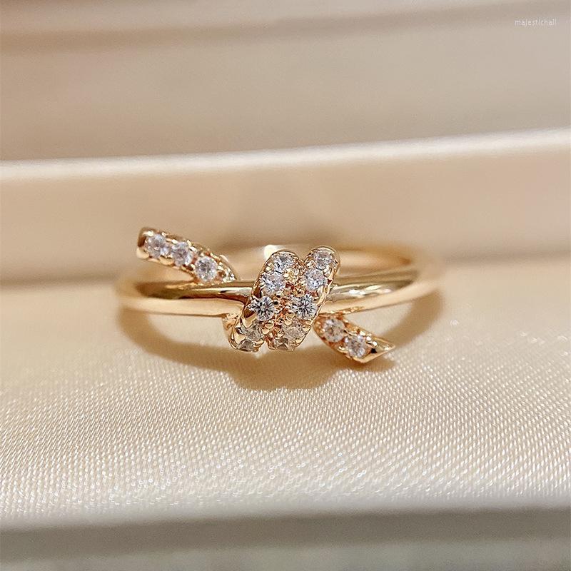 Cluster Rings 925 Sterling Silver Rope Knot Ring Women's Japanese And Korean Version Ins Cold Wind Light Luxury Diamond Line Finger
Cluster Rings 925 Sterling Silver Rope Knot Ring Women's Japanese And Korean Version Ins Cold Wind Light Luxury Diamond Line Finger