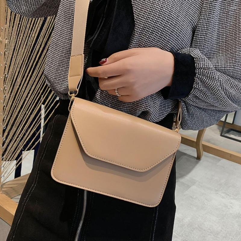 Evening Bags 2022 Women Pu Leather Shoulder Girls Brief Flap Women's Casual Messenger Crossbody Retro Designer Bolso Mujer #AF, Black
Evening Bags 2022 Women Pu Leather Shoulder Girls Brief Flap Women's Casual Messenger Crossbody Retro Designer Bolso Mujer #AF, Black