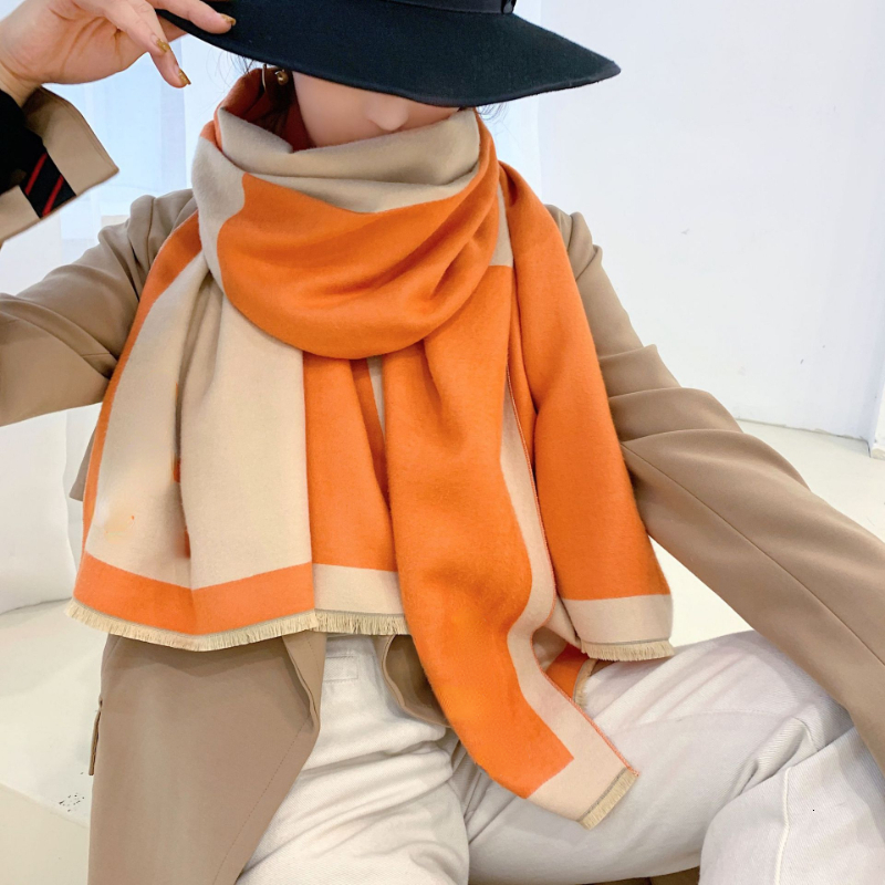 Scarves Luxury Letter Print Cashmere Scarf Winter Women Warm Blanket Shawls Wraps Pashmina Brand Female Thick Bufanda 221119
Scarves Luxury Letter Print Cashmere Scarf Winter Women Warm Blanket Shawls Wraps Pashmina Brand Female Thick Bufanda 221119