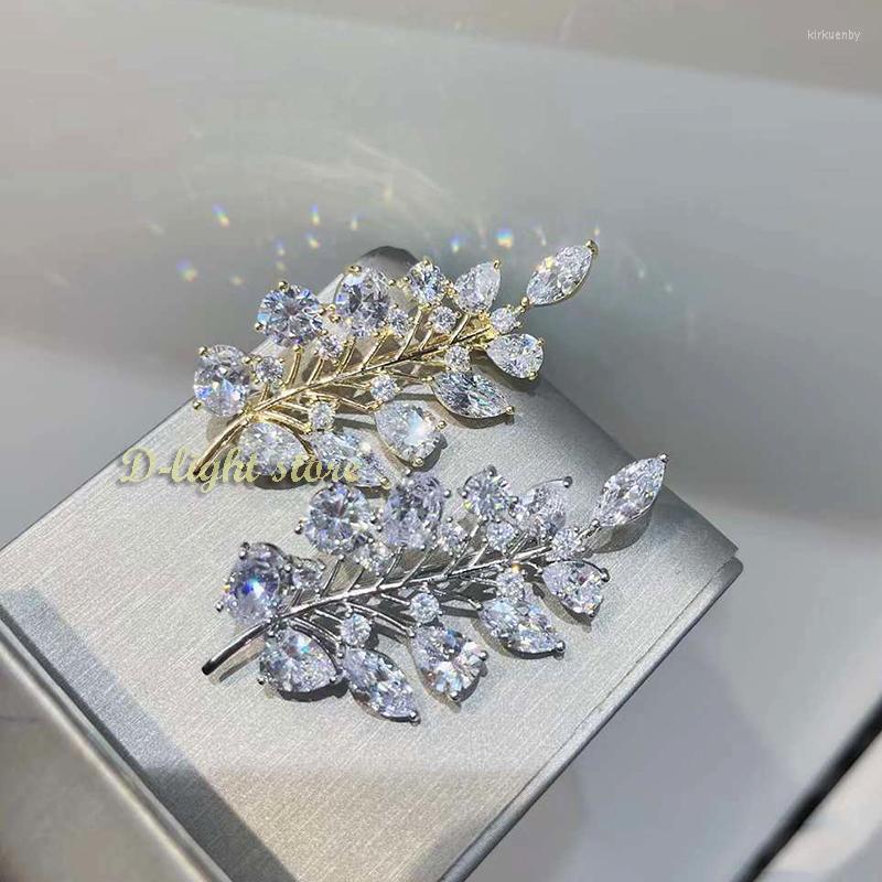 Brooches Arrival Shining Water Drops Zircon Leaf Plant Brooch Ladies Premium Elegant Suit Shirt Accessories Party Pins Exquisite Gift
Brooches Arrival Shining Water Drops Zircon Leaf Plant Brooch Ladies Premium Elegant Suit Shirt Accessories Party Pins Exquisite Gift