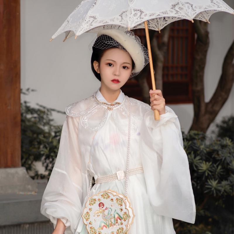 Evening Bags Angelatracy 2022 Arrival Hanfu Chinese Luxury Deer Tassel Bead Embroidery Pearl Chain Shoulder Crossbody Bag, White
Evening Bags Angelatracy 2022 Arrival Hanfu Chinese Luxury Deer Tassel Bead Embroidery Pearl Chain Shoulder Crossbody Bag, White