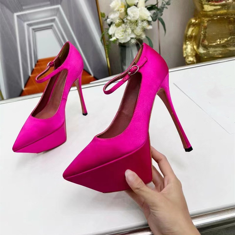 Amin amuaddi Begum New Shoes For Women Genuine Leather Super High Thin Heels Spring Autumn Luxury Designer Female Shoes 15CM Pumps size 35--41, Shoe box
Amin amuaddi Begum New Shoes For Women Genuine Leather Super High Thin Heels Spring Autumn Luxury Designer Female Shoes 15CM Pumps size 35--41, Shoe box
