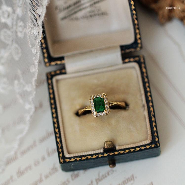 Cluster Rings 925 Sterling Silver Plated 14K Gold Inlaid Green Zircon Retro Ring French Luxury Design Fashion Trendy Jewelry Gift For Women
Cluster Rings 925 Sterling Silver Plated 14K Gold Inlaid Green Zircon Retro Ring French Luxury Design Fashion Trendy Jewelry Gift For Women