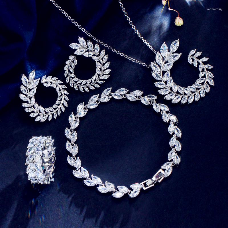 Necklace Earrings Set Loredana Top Brand Exclusive Luxury White Zircon Pure Love Delicate Bracelet Ring Four Sets TZ004, Picture shown
Necklace Earrings Set Loredana Top Brand Exclusive Luxury White Zircon Pure Love Delicate Bracelet Ring Four Sets TZ004, Picture shown