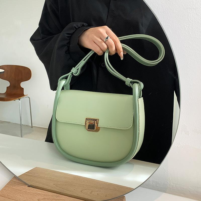Evening Bags CGCBAG Retro Designer Luxury Shoulder Bag Woman Fashion Crossbody 2022 High Quality Leather Handbags Female Saddle, Beige
Evening Bags CGCBAG Retro Designer Luxury Shoulder Bag Woman Fashion Crossbody 2022 High Quality Leather Handbags Female Saddle, Beige