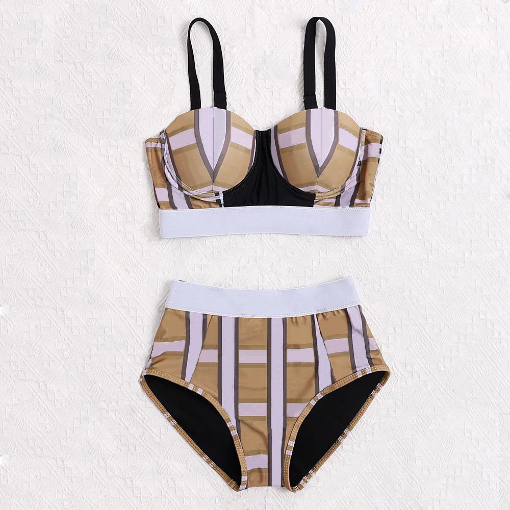 Designer Swimwear Bikini Top Bras Sets 2023 New Womens Bikinis Set Bur Sexy Clear Strap Shape Swimsuits Designers Ladies Bathing Suit Fashion Beach Clothes Summer Cl
Designer Swimwear Bikini Top Bras Sets 2023 New Womens Bikinis Set Bur Sexy Clear Strap Shape Swimsuits Designers Ladies Bathing Suit Fashion Beach Clothes Summer Cl
