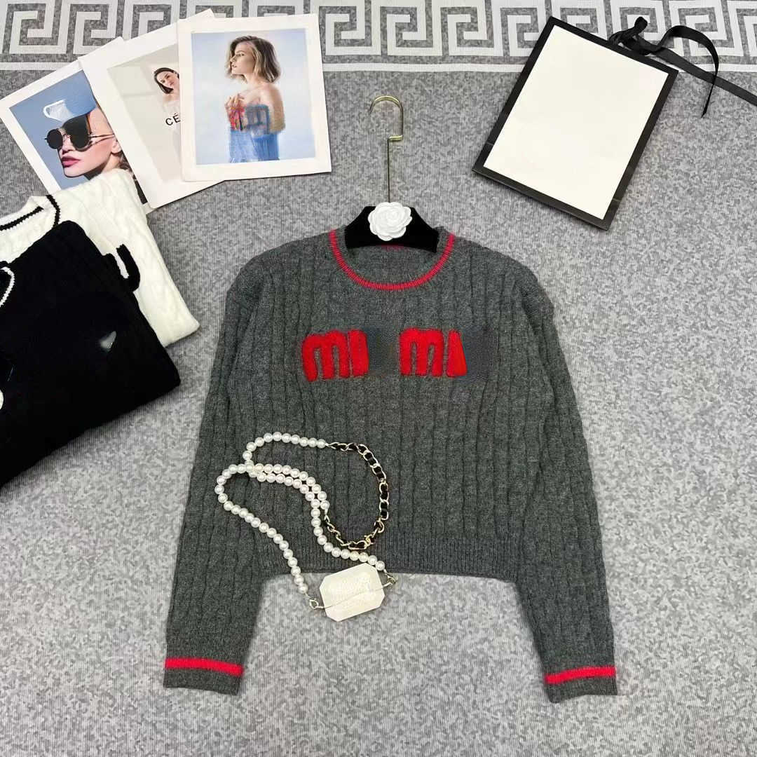 Winter women sweater Miu designer sweatshirt wool sweaters womens knitwear Letter Embroidery pullover short jacket, White
Winter women sweater Miu designer sweatshirt wool sweaters womens knitwear Letter Embroidery pullover short jacket, White