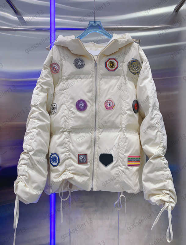 Puffer Coat Womens Luxury Down Parkas Leather Logo Embellished Long Sleeve Lace-up Hooded Winter Coats Zipper Open Garments Drawstring Jacket Women Clothing 1970, 19
Puffer Coat Womens Luxury Down Parkas Leather Logo Embellished Long Sleeve Lace-up Hooded Winter Coats Zipper Open Garments Drawstring Jacket Women Clothing 1970, 19