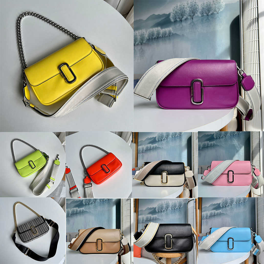 MarcJacobs Vintage Leather Tote: Luxe Multicolour Handbag for Women - Small, Versatile, and High-Quality
MarcJacobs Vintage Leather Tote: Luxe Multicolour Handbag for Women - Small, Versatile, and High-Quality
