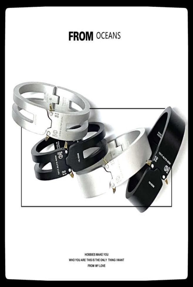 Sexmara 20fw Hip Hop Punk 1017 Alyx 9sm Rollercoaster Track Alyx Metal Lettering Buckle Bracelet for Men Women Girls Jewelry Q07179182557
Sexmara 20fw Hip Hop Punk 1017 Alyx 9sm Rollercoaster Track Alyx Metal Lettering Buckle Bracelet for Men Women Girls Jewelry Q07179182557