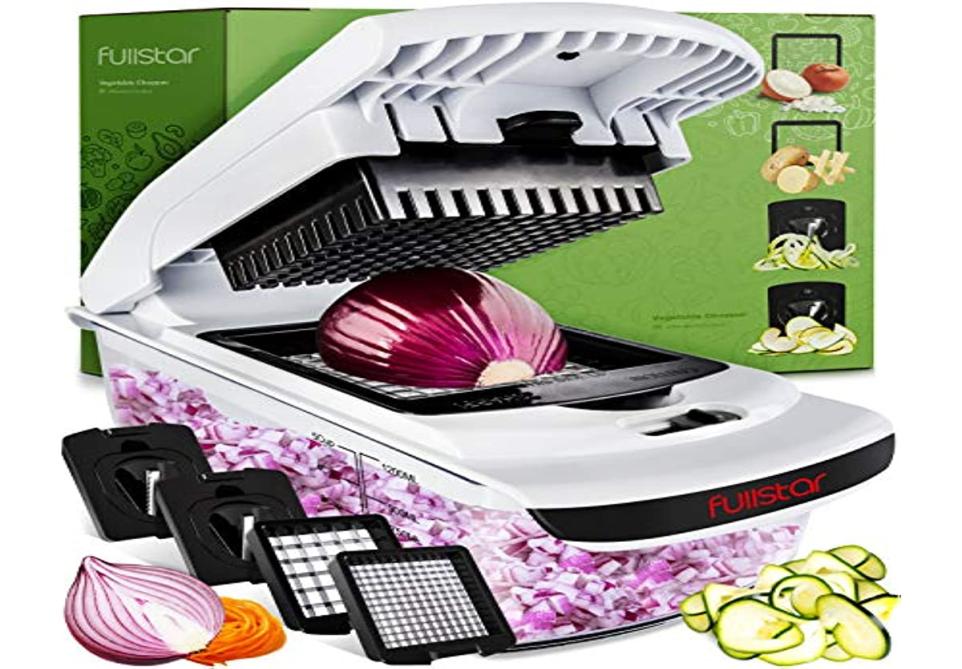 Fullstar Vegetable Chopper Spiralizer Vegetable Slicer Onion with Container Pro Food Black Slicer Dicer Cutter 4 Blades
Fullstar Vegetable Chopper Spiralizer Vegetable Slicer Onion with Container Pro Food Black Slicer Dicer Cutter 4 Blades