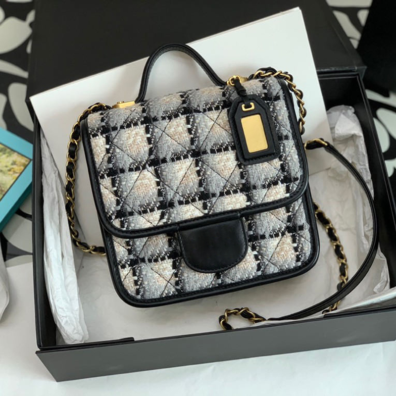 Original Quality Luxury designer Small Flap Bag With Top Handle AS3652 Women Cross Body Bag WithBox C144
Original Quality Luxury designer Small Flap Bag With Top Handle AS3652 Women Cross Body Bag WithBox C144