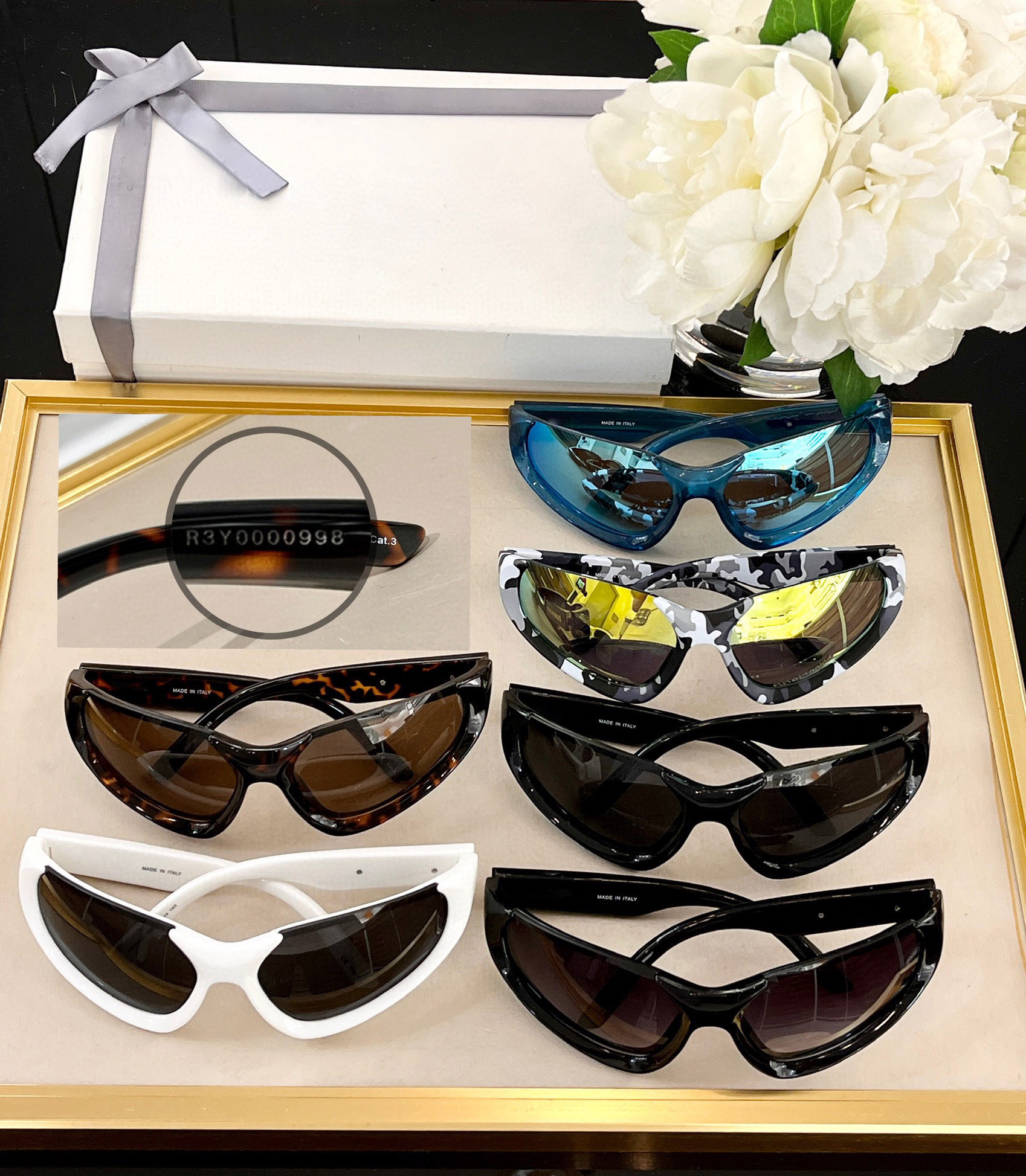 Men Sunglasses For Women Latest Selling Fashion Sun Glasses Mens Sunglass Gafas De Sol Glass UV400 Lens With Random Matching Box 0202
Men Sunglasses For Women Latest Selling Fashion Sun Glasses Mens Sunglass Gafas De Sol Glass UV400 Lens With Random Matching Box 0202